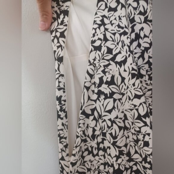 White House Black Market Women's Black and White Dress - Picture 7 of 8